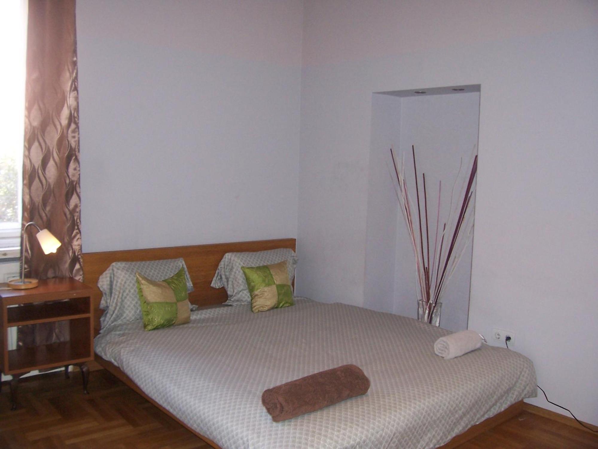 T & E Apartment Budapest Exterior photo